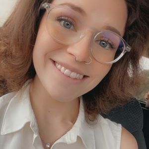 Meet your Posher, Jade